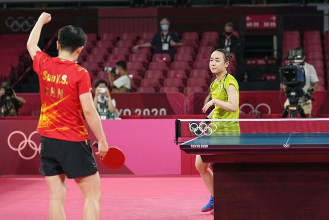 肩负了更重 肩负了更重