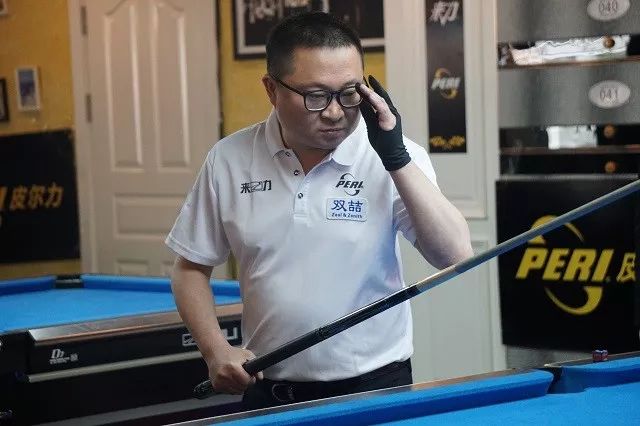 董事长刘军 董事长刘军