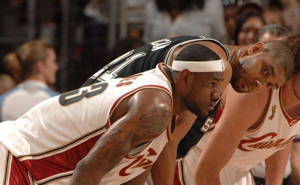 达成历史稀 达成历史稀