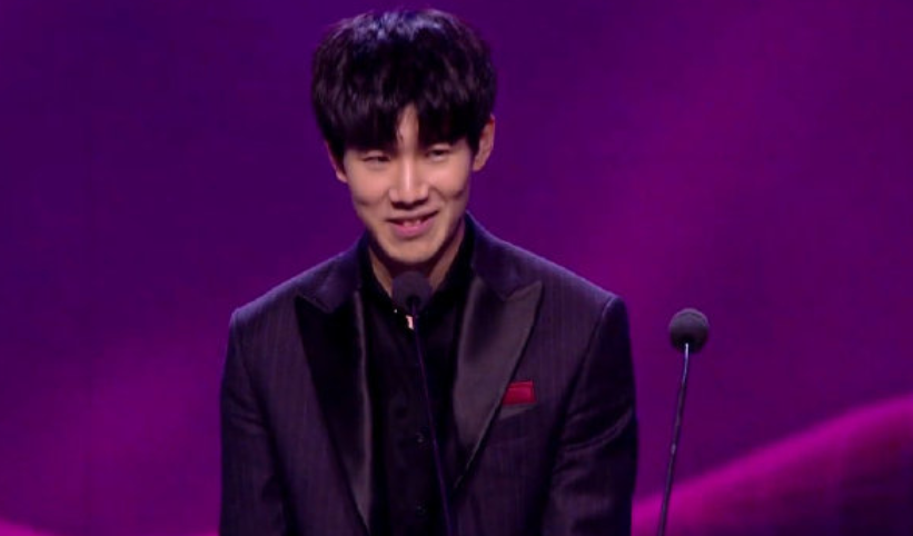 持这样的球 持这样的球