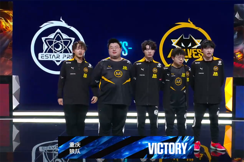 禁区附近频 禁区附近频